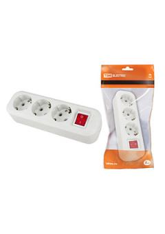 SQ1806-0017, Колодка розеточная 3 гнезда 2П+3 c выключателем 16А 250В белая